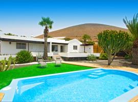 The 10 best villas in Conil, Spain | Booking.com