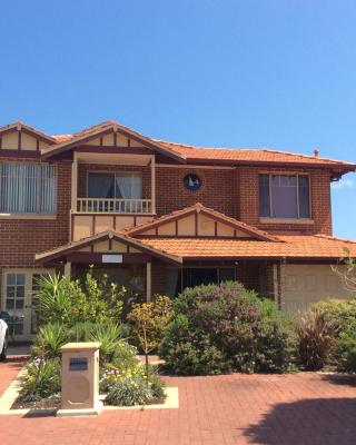 The 30 Best Vacation Rentals In Perth Based On 27 797 Reviews On