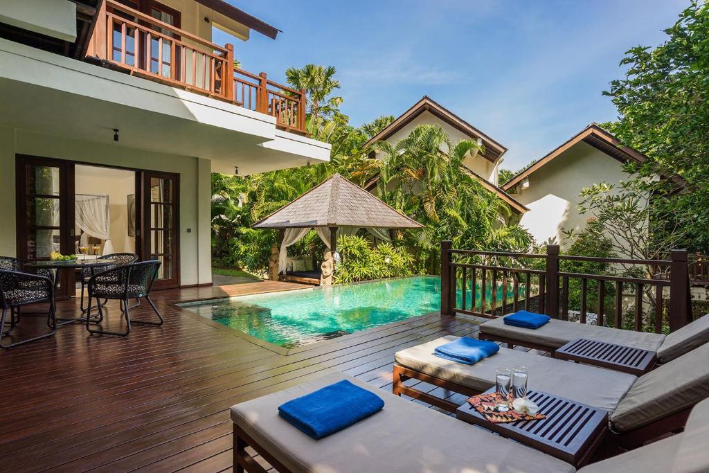 Indah Four-Bedrooms Villa with Private Pool: фотографія №3