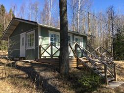Cozy cottage in the lakeside near Helsinki