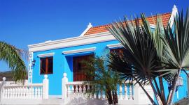 Blue Cunucu Villa With Pool