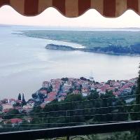 Quiet house for vacations with excellent view !!!