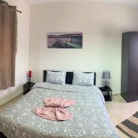Sunny Apartment with Sea View in Ladadika