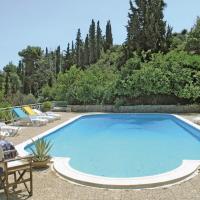 Five-Bedroom Holiday home with Sea View in Melissi Korinthos