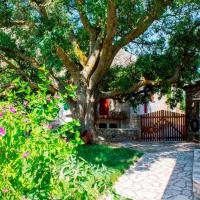 Menelia Cottage