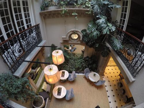 Nima Local House Hotel