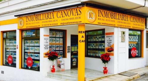 Canovas Holiday Rentals