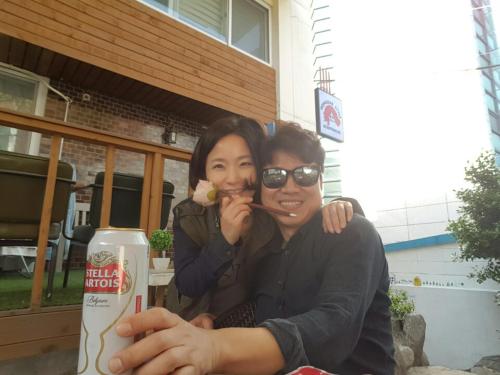 Jeong & Min