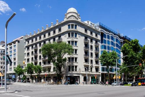 Casagrand Luxury Suites by Aspasios Boutique Apartments