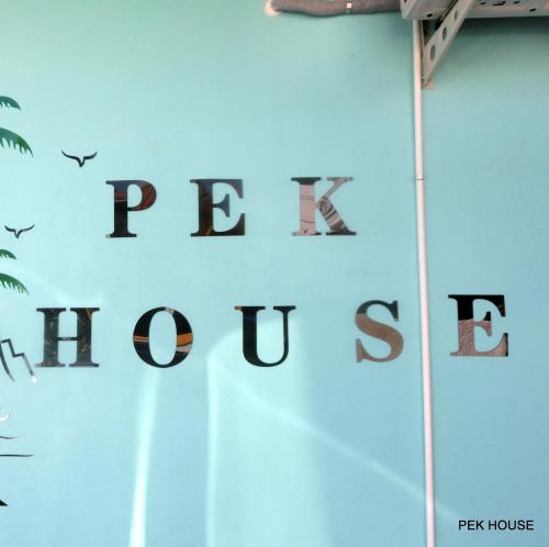 PEK HOUSE