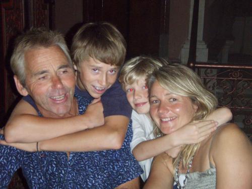 TIM & HELEN HUNT