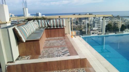 Aqua Royal Residence
