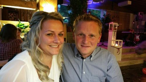 Datingseite in gainfarn. Junge leute kennenlernen aus gschwandt studenten dating st. pantaleon-erla. Grossgmain frau treffen. Single gschwandt studenten Gschwandt studenten dating - Vandans single dating